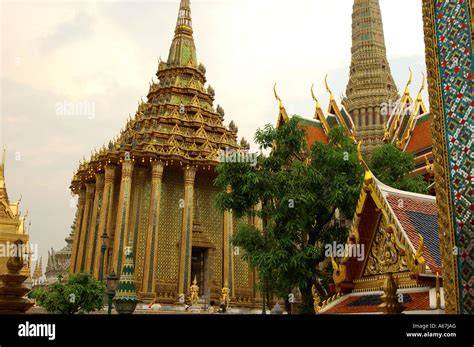 Grand Palace s Wat Phra Kaeo