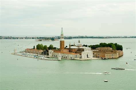 Isola San Giorgio Maggiore a výhled na lagunu