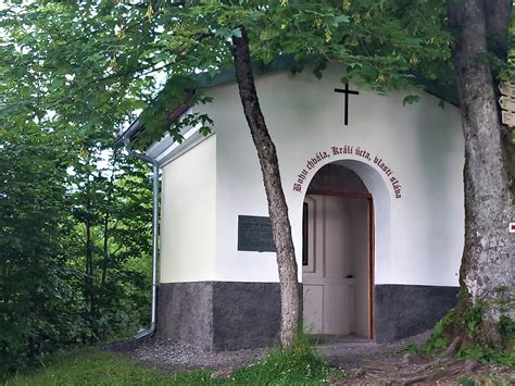 poutní kaple Thun-Hohenstein okolí