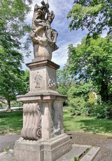 Barbaraokní sousoší Nejsvětější Trojice - šumperky parky