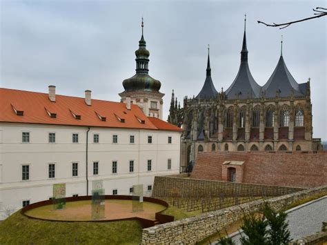 architektura jezuitské koleje barokní