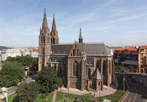 kostel sv. Ludmily a zvonice