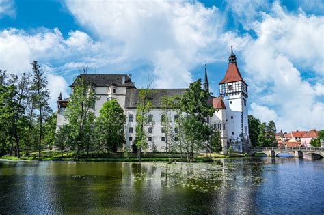 Historické budovy a duchovní architektura Vranova u Brna