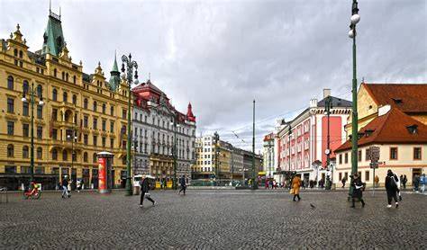Plan náměstí Republiky a orientace katedrály