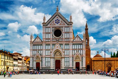 bazilika santa croce fasáda a marmory