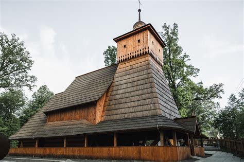 Kostel Božího Těla Gutech exteriér