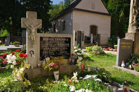 Anna Tomanová stigmata hrob Klášterec Orlice