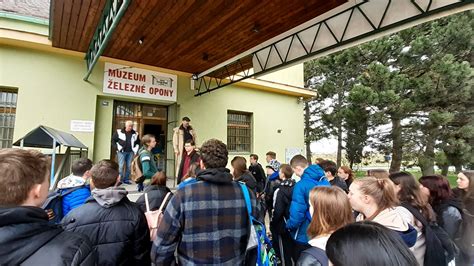 Otevření muzea železné opony ve Valticích