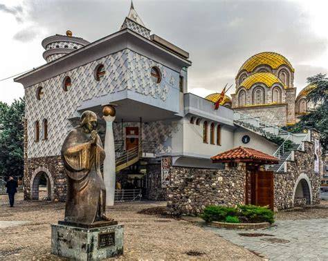 rodné město Matky Terezy a památky Skopje