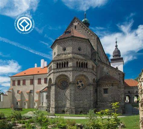 krypta baziliky Prokopa v Třebíči nápadná architektura
