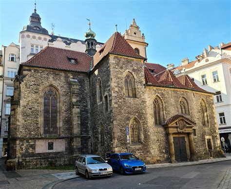 Kostel sv. Martina dominantní výhled na Neurazy