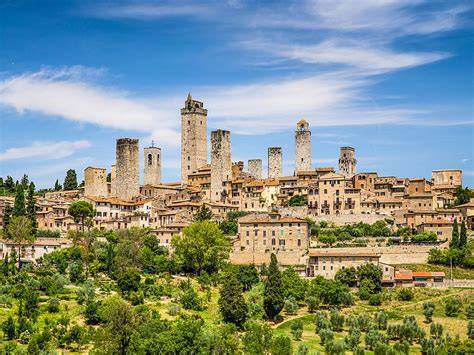 san gimignano věže a náměstí panorama