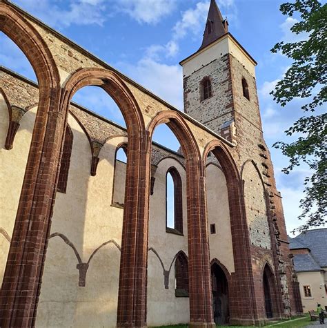Klášter sv. Anny a gotické detaily rotundy