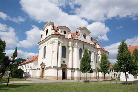 Břevnovský klášter a bazilika architektura