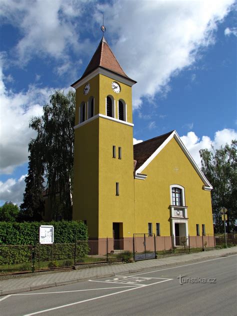 evangelicky kostel Policka (architektura a poloha)