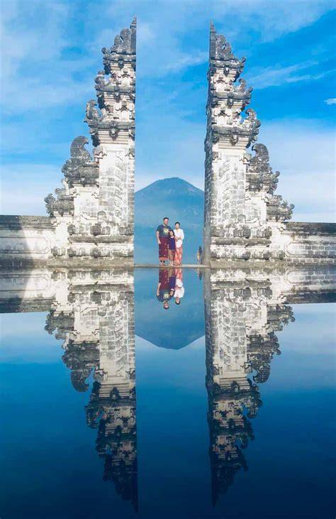 Chramy bali Pura Lempuyang Brány do nebes