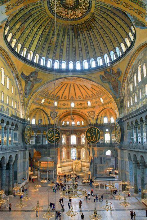 Hagia Sofia interiér pohled na kopuli