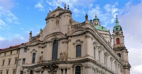 barokní kostel sv. Mikuláše ikonografie Marie
