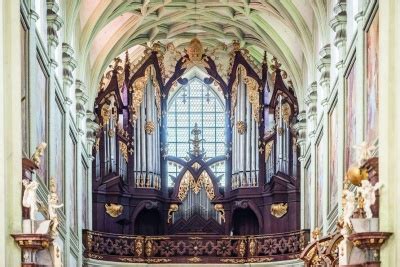barokní varhany křesťanská architektura