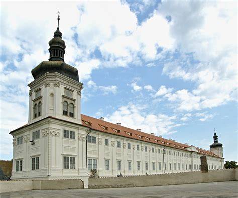 Jezuitská kolej Kutná Hora pohled zvenku