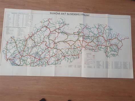 mapa krajiny a pátrací trasy