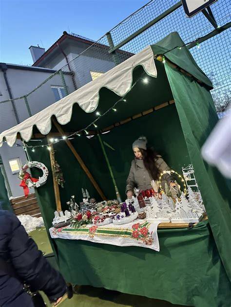 stáněk prodej výrobků Charity Zábřeh na jarmarku