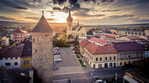 výhled z věže na Dvůr Králové nad Labem