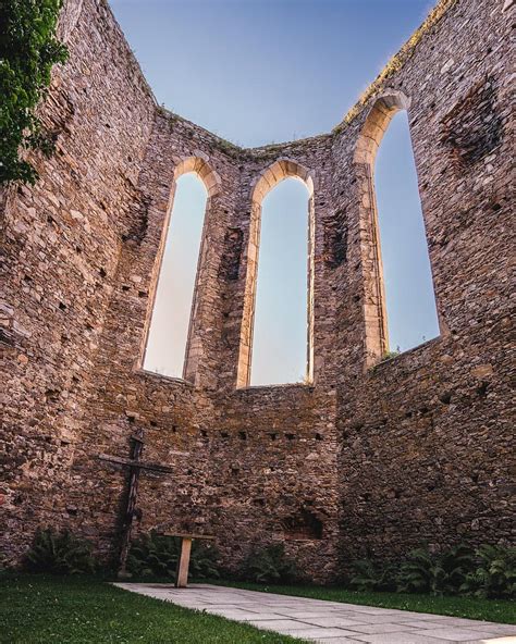 Kuklov zřícenina kláštera - torzo kostela sv. Ondřeje