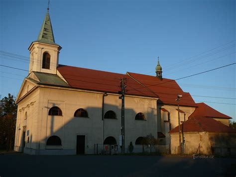 Kostel svatého Martina ve Skalici, věž a sanktusník
