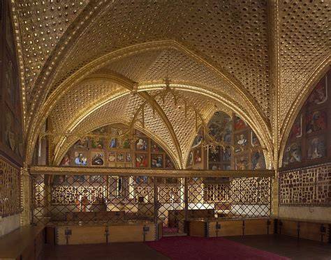 Kaple sv. Kříže Karlštejn vizuální uspořádání