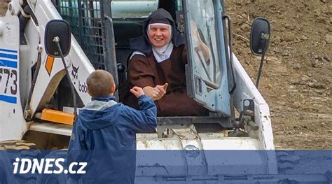 klášter Drasty stavební práce