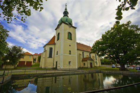 Kostel Největější Trojice Jiřetín pod Jedlovou
