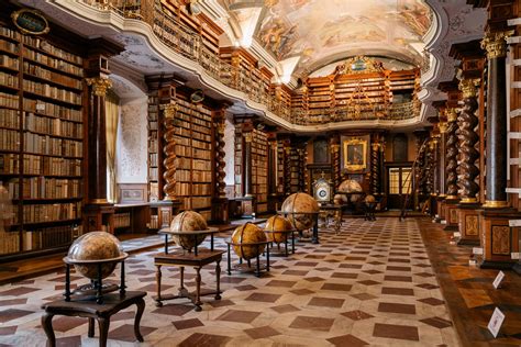 klementinum-architektura-salvator