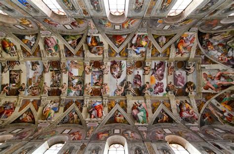Strop Sixtinské kaple devět výjevů Genesis