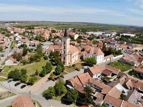 Hrádek u Znojma nad Dyjí - krajina a terény