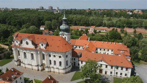 barokní bazilika sv. Markéty a prelatura