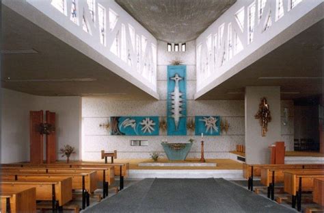 kostel svatého Josefa Senetářov moderní architektura