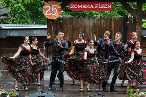 způsob poutní cesty a romská oslava v Camargue