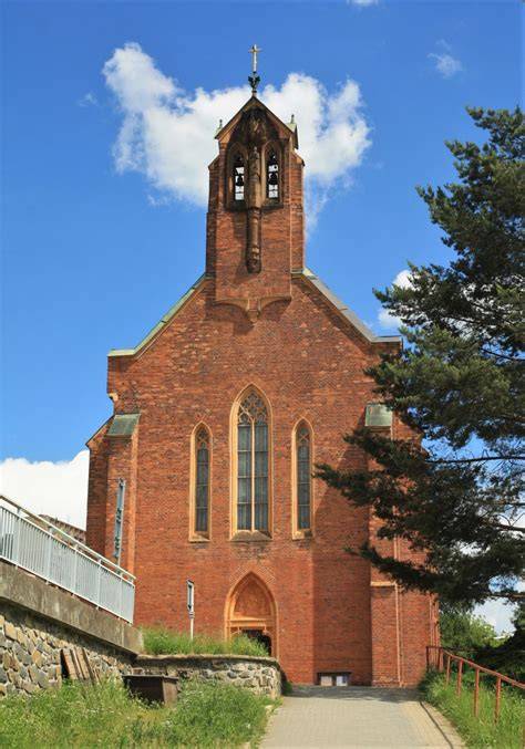Oltář sv. Barbory Adamov - detail zlacené architektury