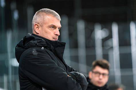 zeny-u-hrobu-zkříseni