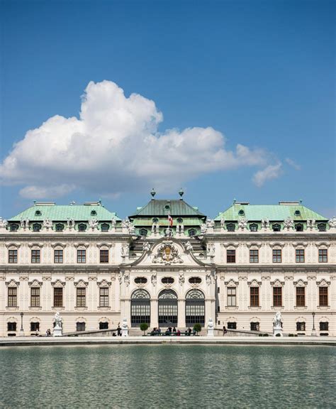 barokní palác portrét architektury