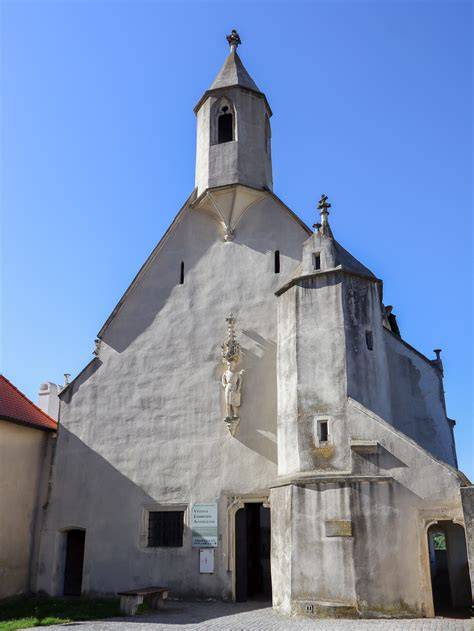 Kostel Gustava Adolfa a okolí (dominanta města)