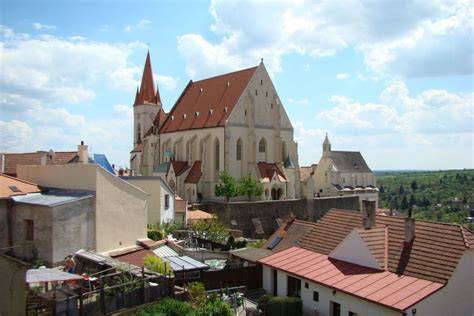 Architektura kostelů Citonice a Znojmo