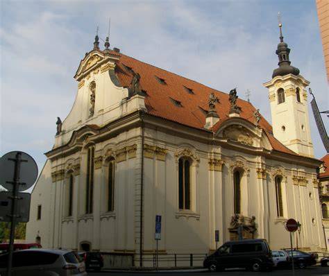 Praha: kostel svatého Šimona a Judy - barokní hlavní oltář