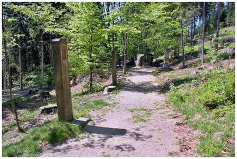 křížová cesta a studánka v Janově nad Nisou