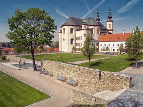Historické klášterní architektury v ČR
