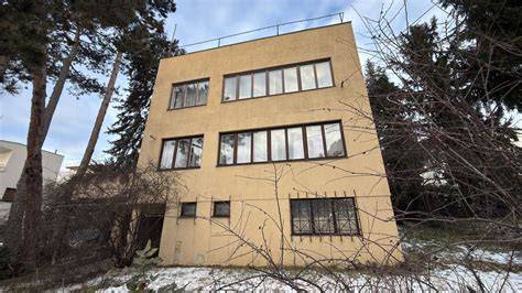 modernisticka architektura kostela