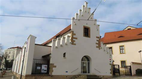 architektura obnovene masné krámy terasa