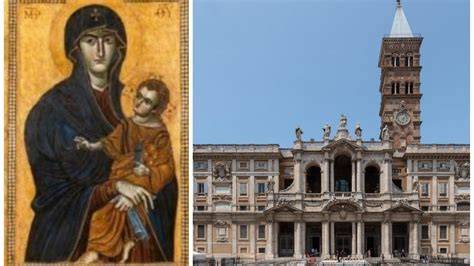 Vizualizace Svatopetrského náměstí s křížem Damiána a ikonou Salus populi Romani