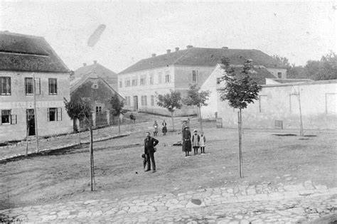 Praha historická fotografie a Kříženecký dokumentuje město
